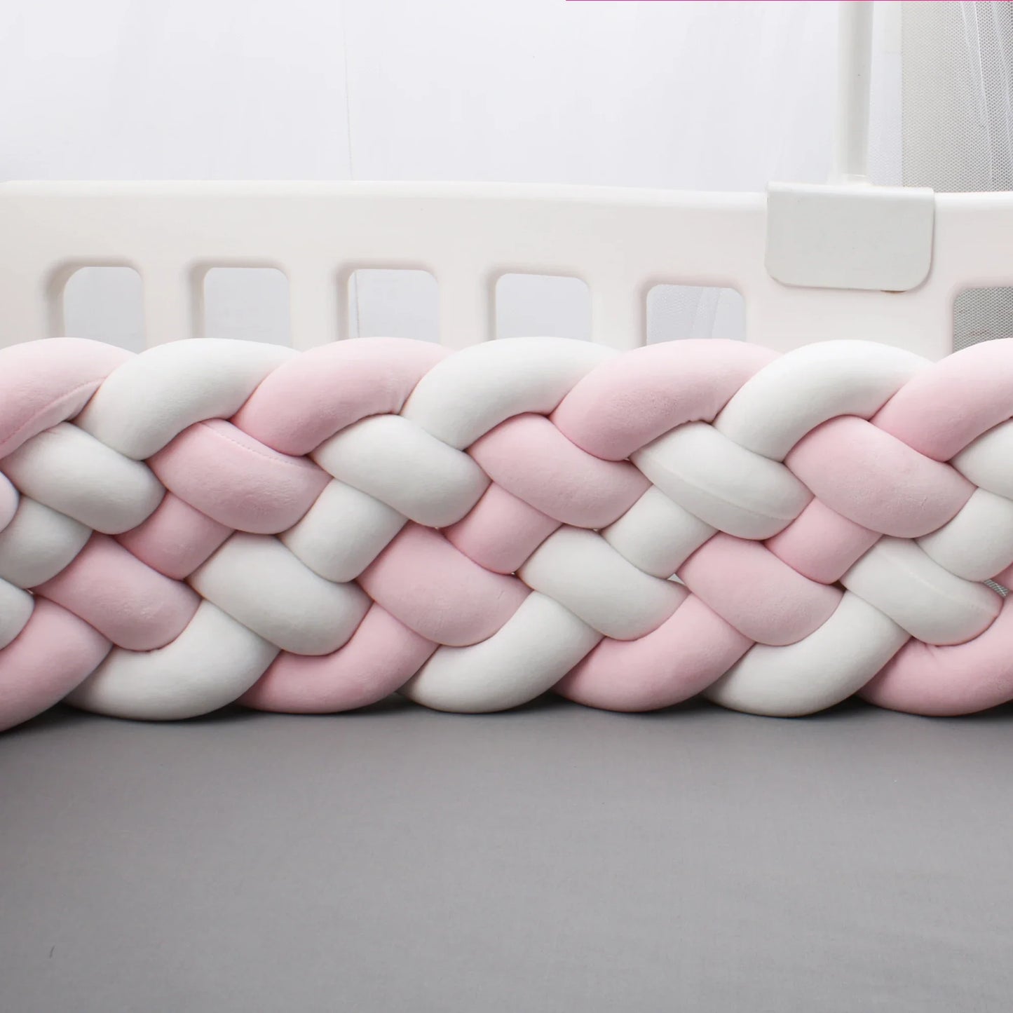 Tour de Lit Tressé - BraidedSafe™ - Blanc & Rose